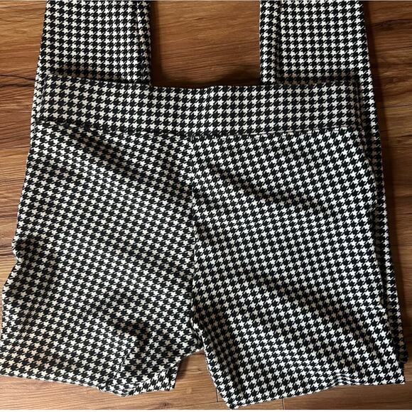 Old Navy Black White Stevie Pull On Stretchy Pants Star Checkered Print Small - Picture 2 of 11